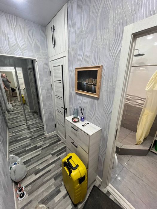 Метро хамза , чиланзар ориентир Гагарин , сдается 2-ком квартира