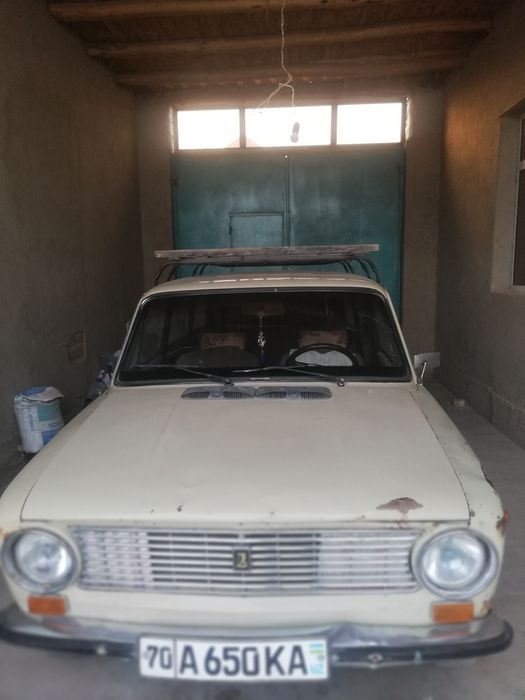 802     jiguli yili 1980