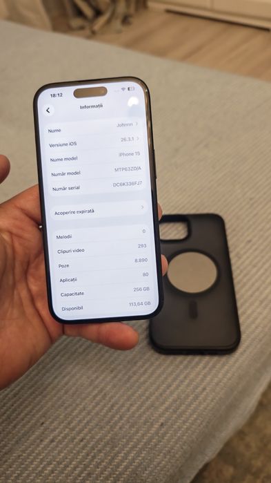 Vând iPhone 15 .....256