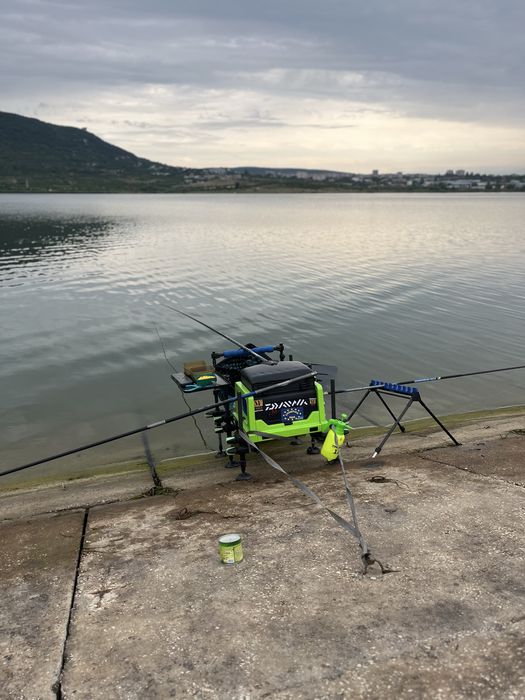 Платформа за роболов maver