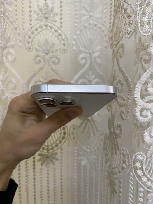 Iphone 16 pro max 98% radnoy yomks