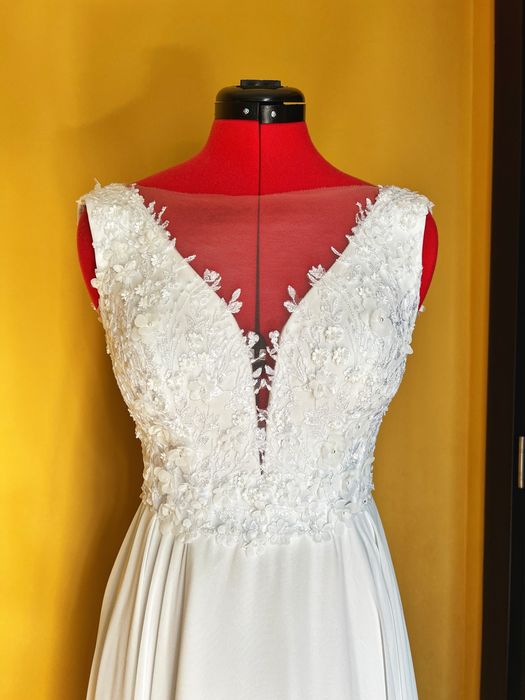 Rochie alba geanta halat accesoriu păr mireasă