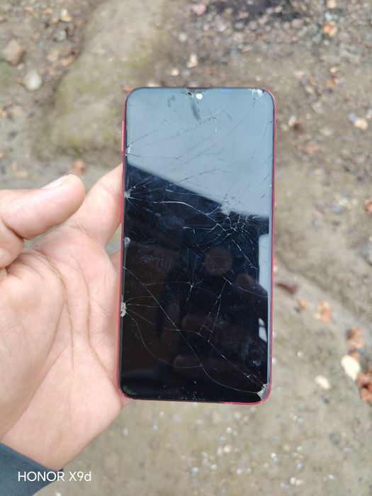 Galaxy a 10 s sotiladi.