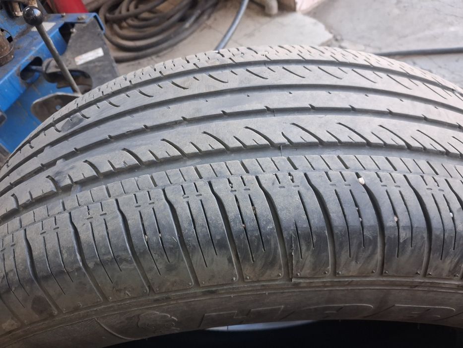 Продам  шины  летние  225х65х17