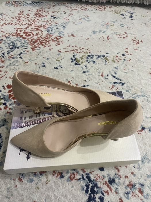 Женские туфли . 37 размер