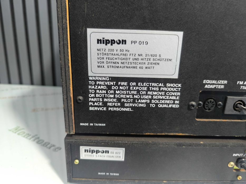 Sistem Audio Hi-Fi Nippon cu Radio AM/FM, Casetofon, Pick-up