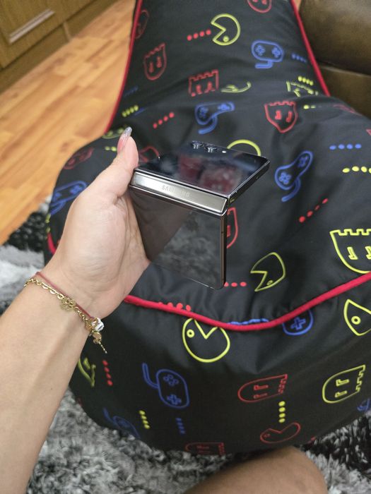 Samsung galaxy z filip 6