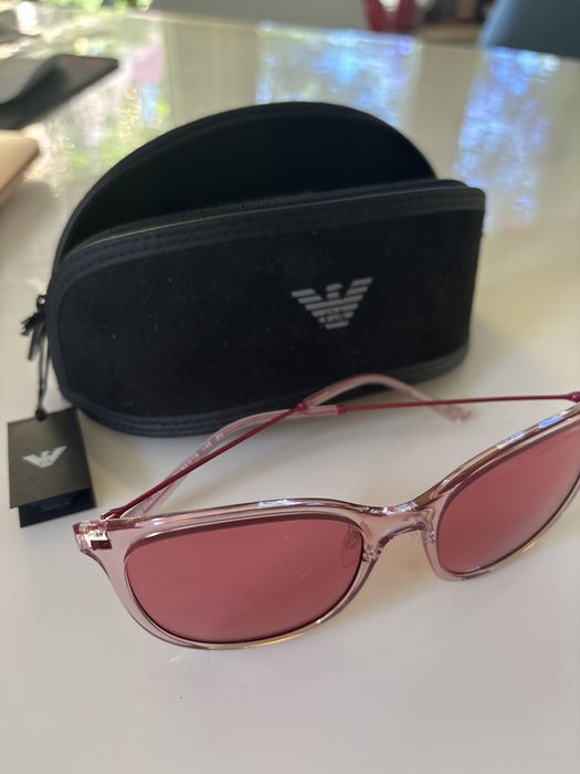 Нови очила Emporio Armani™ - Shiny Transparent Red