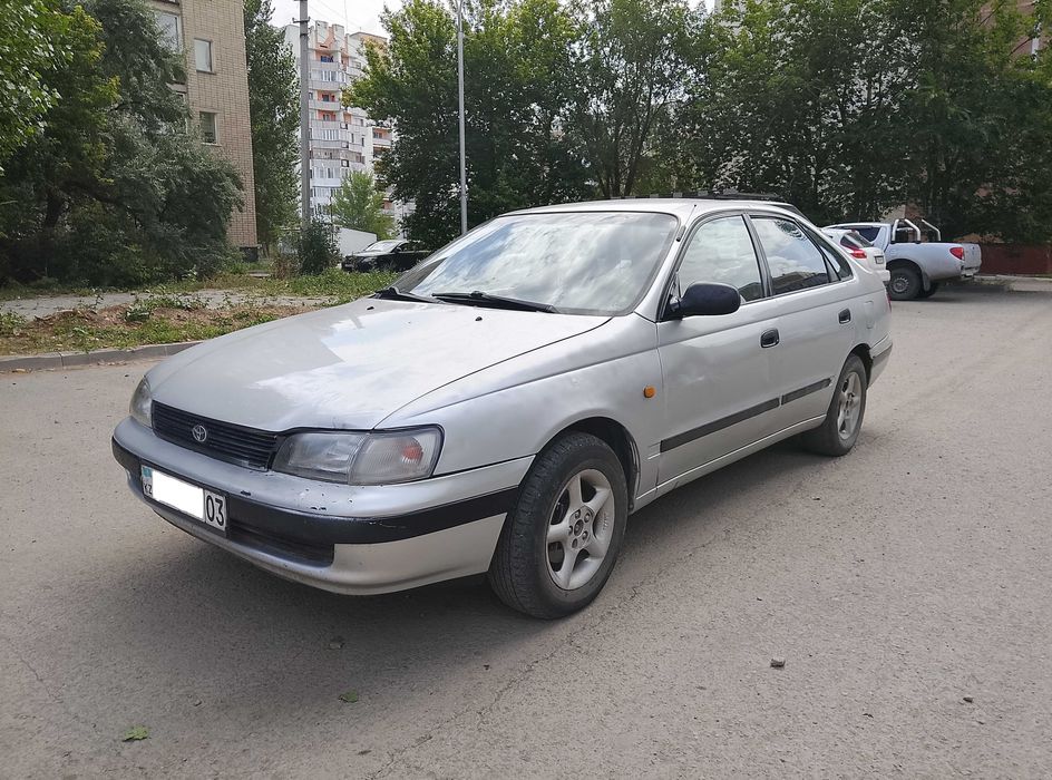 Toyota carina E 1996 г.