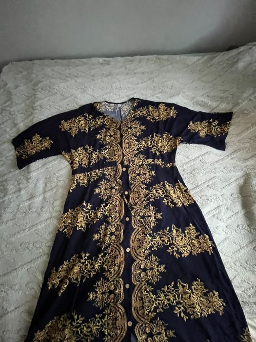 Продам платье за 15000