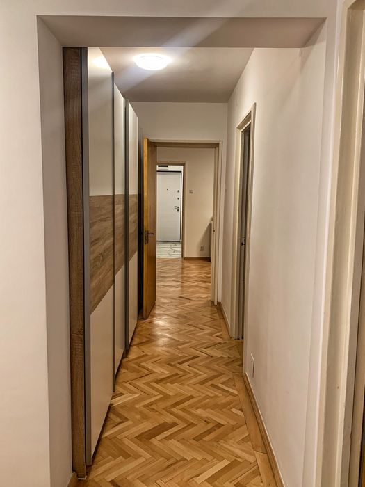 Apartament cu 4 camere de inchiriat