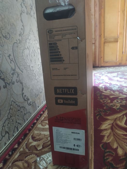 Meiga 43" Smart TV