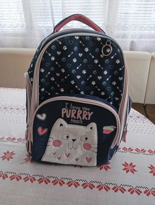 Ученическа раница за момиче