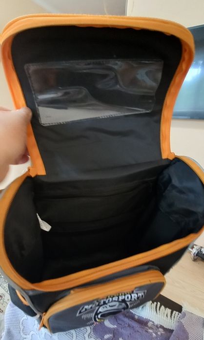 Продам рюкзак для школьника