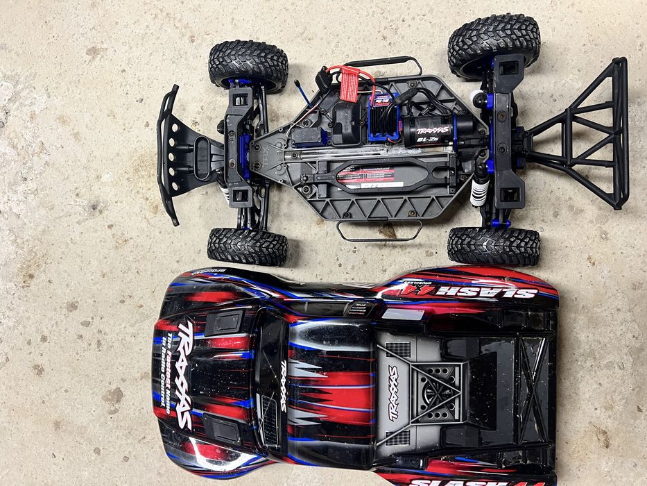 TraxxasSlash4x4 brushless 2026