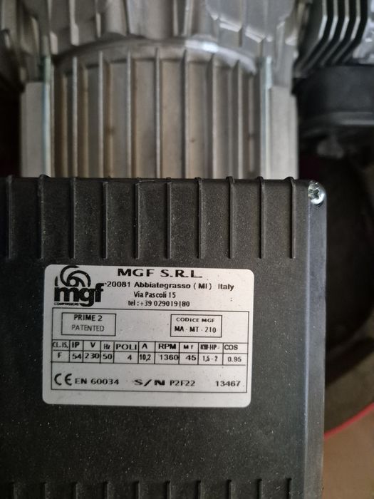 Titlu: Compresor Stomatologic MGF SKY 100/30 SCE – 12 Bar, Motor 2022 + Motor Original