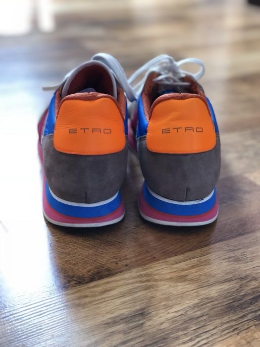 Vând sneakers(adidasi) Etro