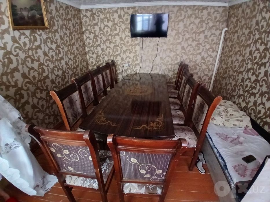 Камплект стол стуллар сотилади