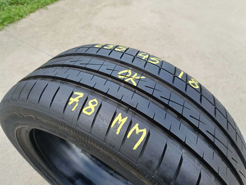 O anvelopa vara 235 45 18 vredestein ultrac vorti profil de 7,8 mm