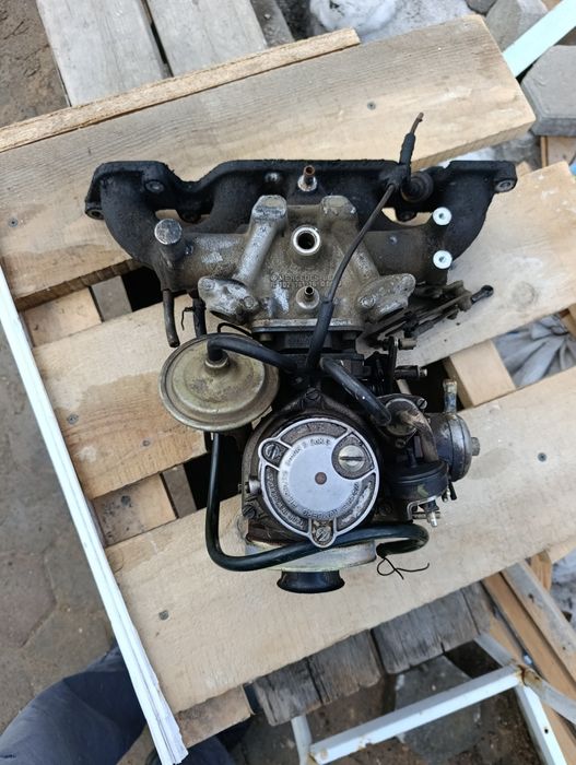 Запчасти на Мерседес 123.