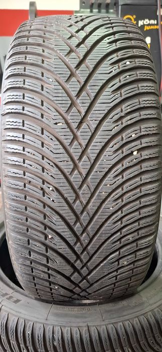 2 бр. 245/40/18 BfGoodrich 7.5mm грайфер, дот 22г. Предлагаме монтаж