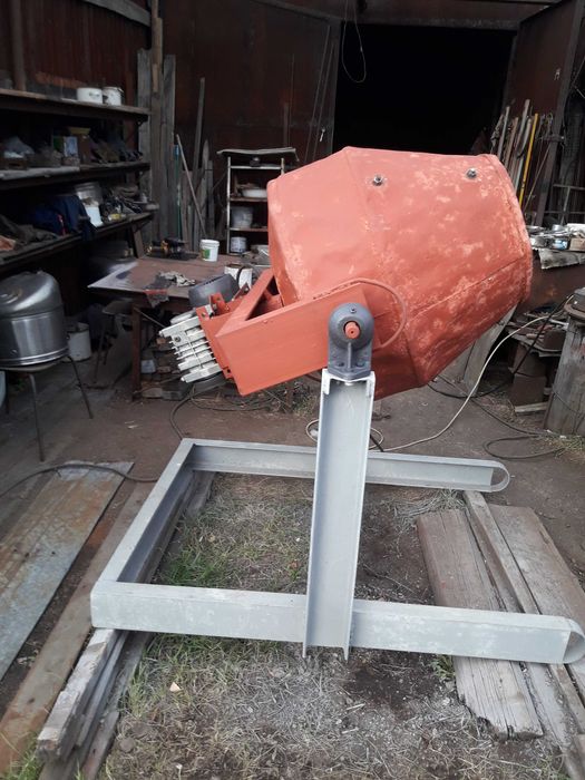 Продам бетономешалку