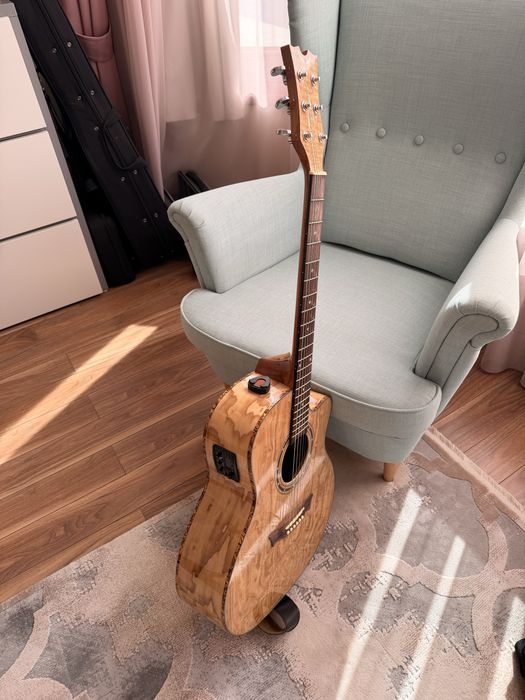 Chitară acustică-electrică Dean EQA GN Exotica, impecabilă