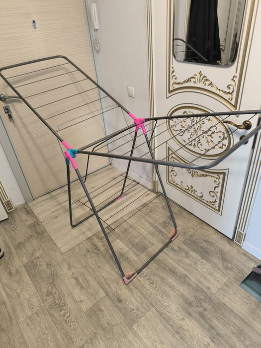 Сушилка для белья напольная б/у в рабочем состоянии