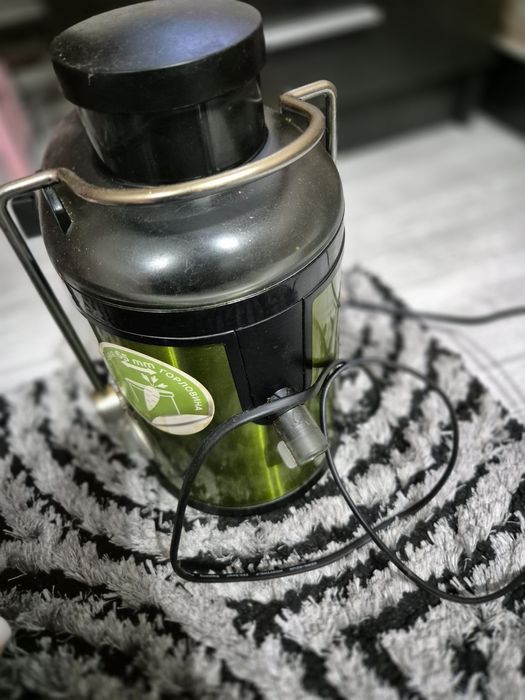 Storcător fructe Scarlett