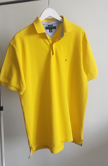 Лимонное поло от Tommy Hilfiger