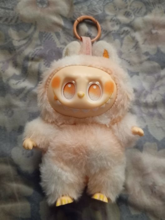 игрушка-брелок лабубу