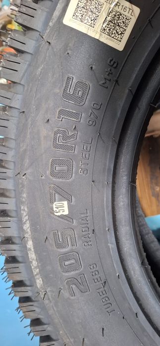 Шины, нива, новый