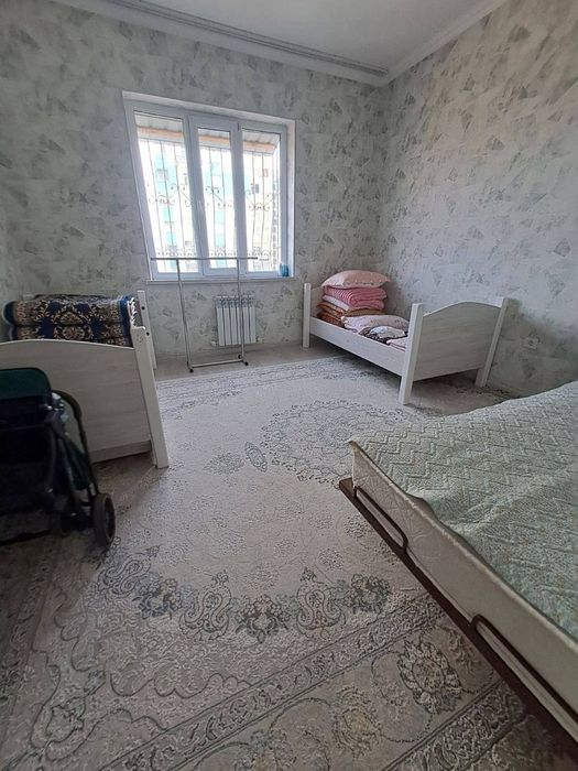 Яшнабод район Олмос мах 4 хона 110 кв Олмос метро якин