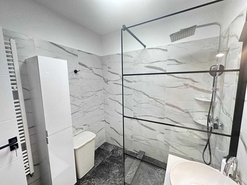 Închiriez apartament parc Tineretului