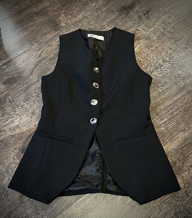 Сет от две части - елек и пола