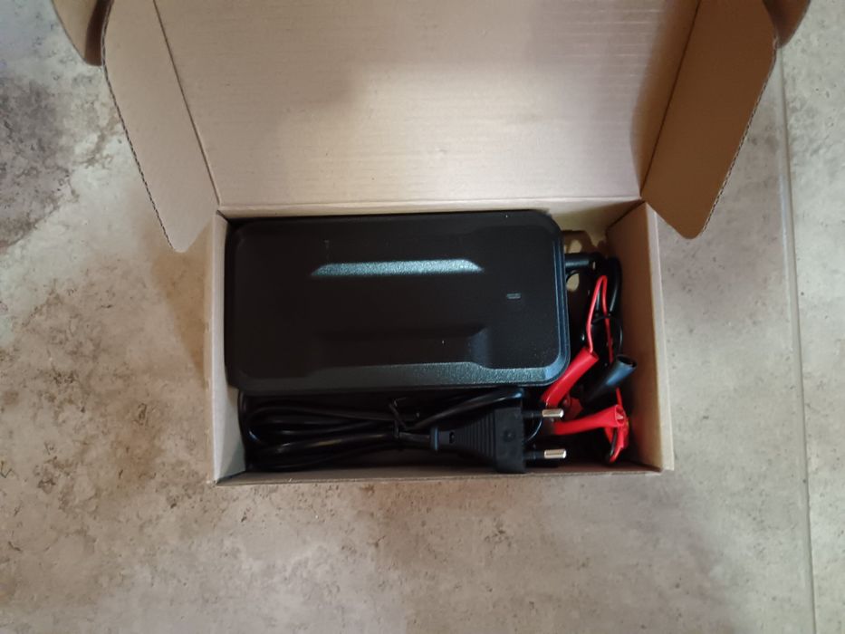 Батерия lifepo4 12V  300 AH !!!