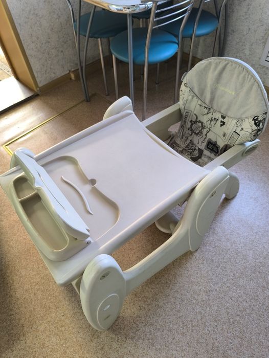 Столик для кормления