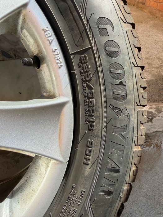 4 Бр Джанти с гуми GOODYEAR 225 55 R16