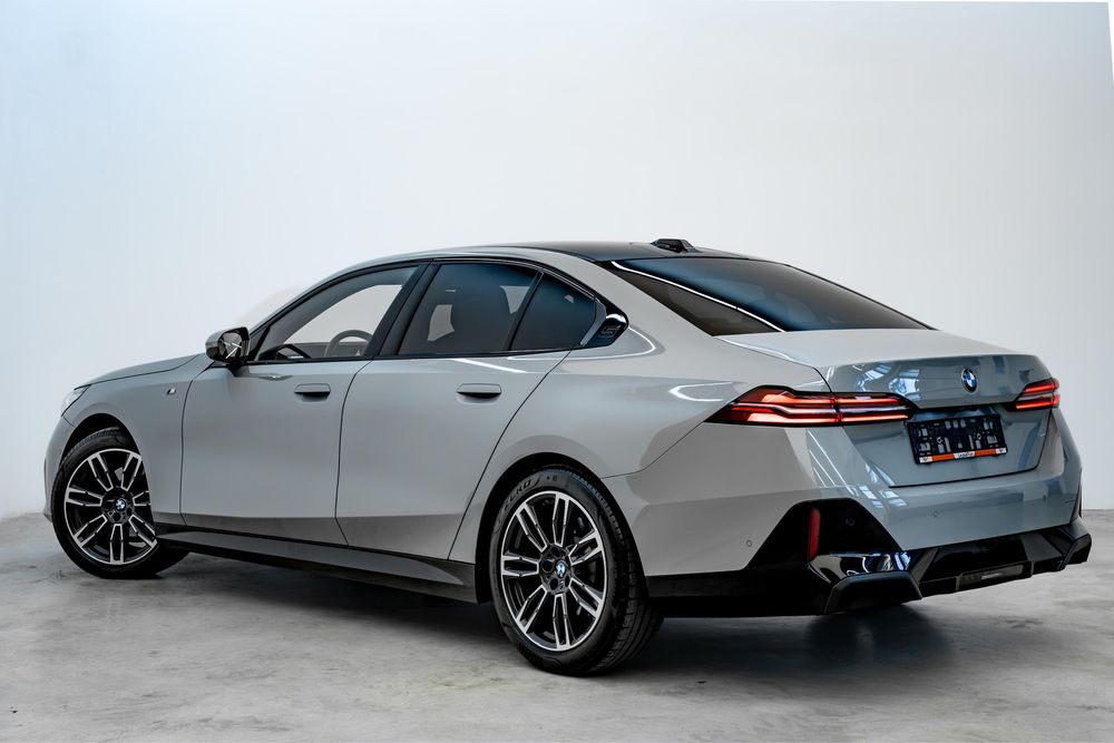 BMW Seria 5 0 — imagine 2