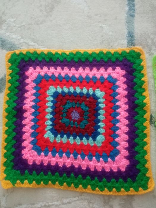 Продам сидушки 12 шт для стуля