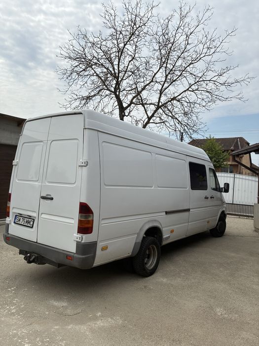 Mercedes Sprinter 413