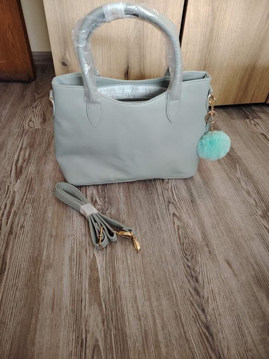 Дамска чанта нова от еко кожа