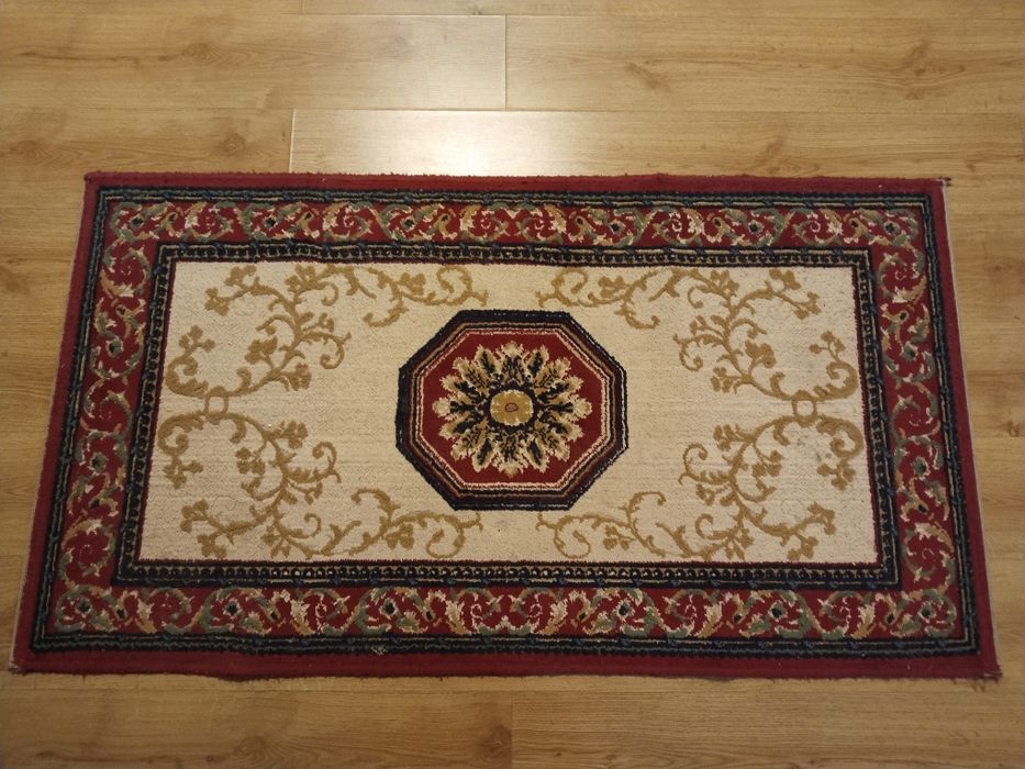 Ковры шелковые разные