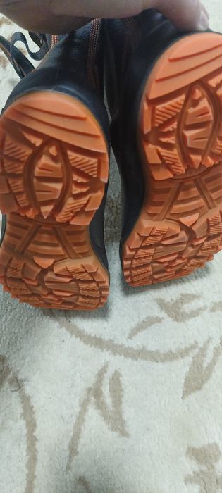 Зимнийй спецобувь