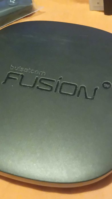 Bulsatcom Fusion TV box – пълен комплект (дистанционно + кабели)