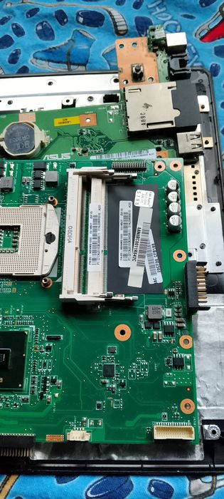 Piese laptop Asus X52F