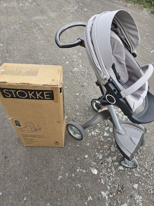 Продам коляску Stokke