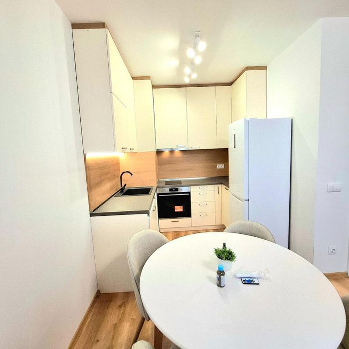 Дава се под наем Двустаен апартамент в София, Банишора - 60 кв.м за 638.01 € - Снимка #2