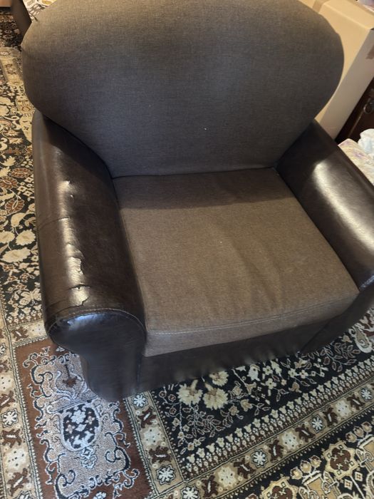 Кожени фотьойли зпазени