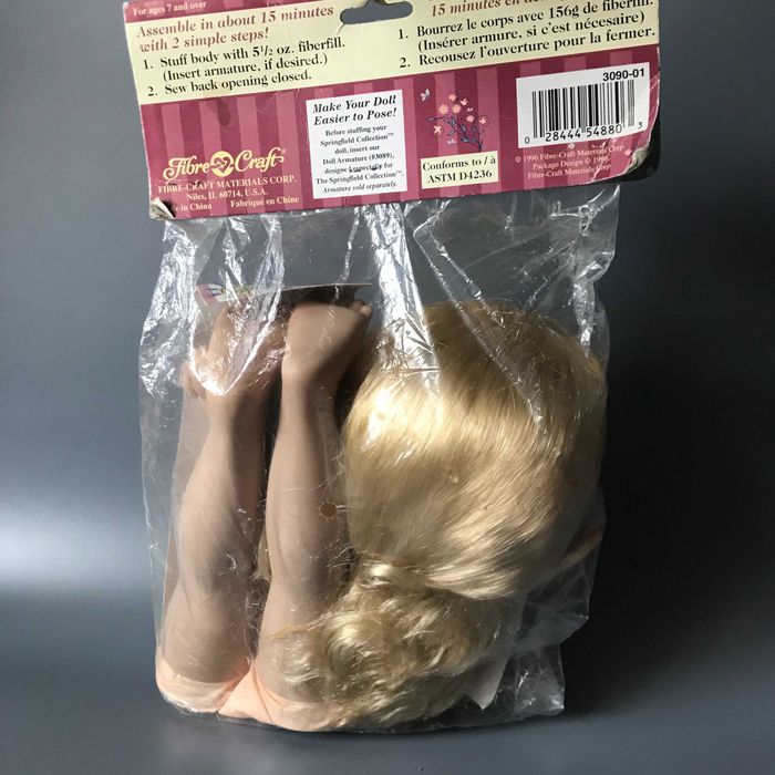 Кукла винтажная              .